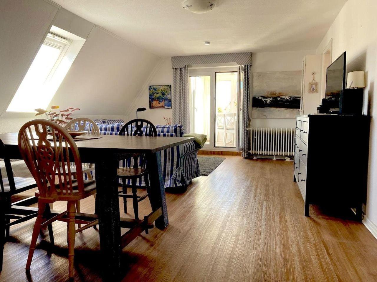 Ferienwohnung-Im-Hause-Dreyer เวสเทอร์แลนด์ ภายนอก รูปภาพ
